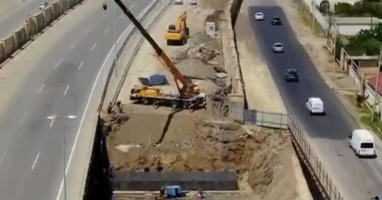 Bakıya giriş-çıxışda vacib dəyişiklik – Qəzalı körpü söküldü