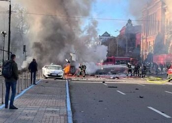 Rusiyadan Kiyevə kütləvi zərbə: ölənlər var