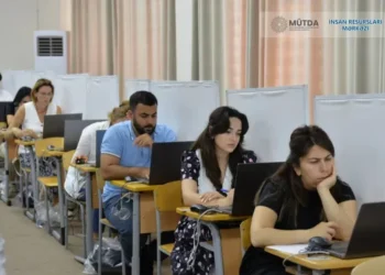Bakı məktəblərində müəllim işləmək istəyənlər nə etməlidir? – VACİB TÖVSİYƏ