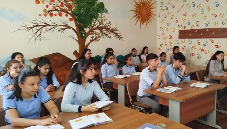 Azərbaycanda 100 məktəbdə yeni tədris sistemi tətbiq olunacaq – RƏSMİ