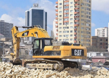 10 il keçdi, sakinlər hələ də mənzillərinə qayıda bilməyib – Bakıda söküntülər niyə ləngiyir?