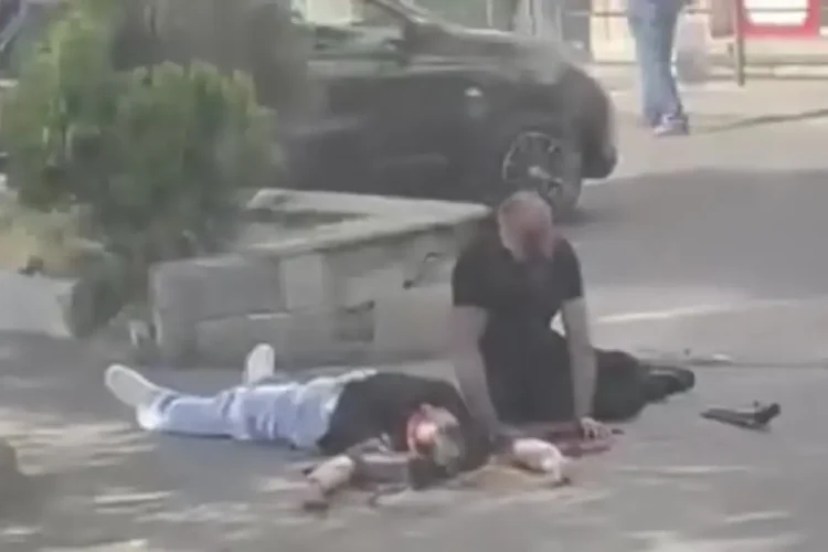 Bakıda kişi arvadını küçədə güllələyib öldürdü – VİDEO -YENİLƏNDİ