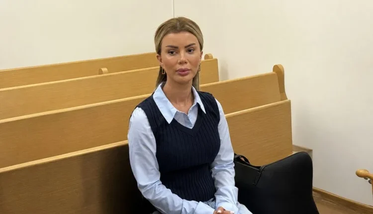 Arzum ləqəbli tiktoker məhkəmə zalında həbs olundu