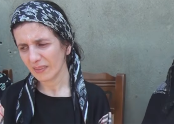 “Atasına deyir ki, meyitini gətirin, əlimi sürtüm” – Gözdən əlil ananın fəryadı – Video