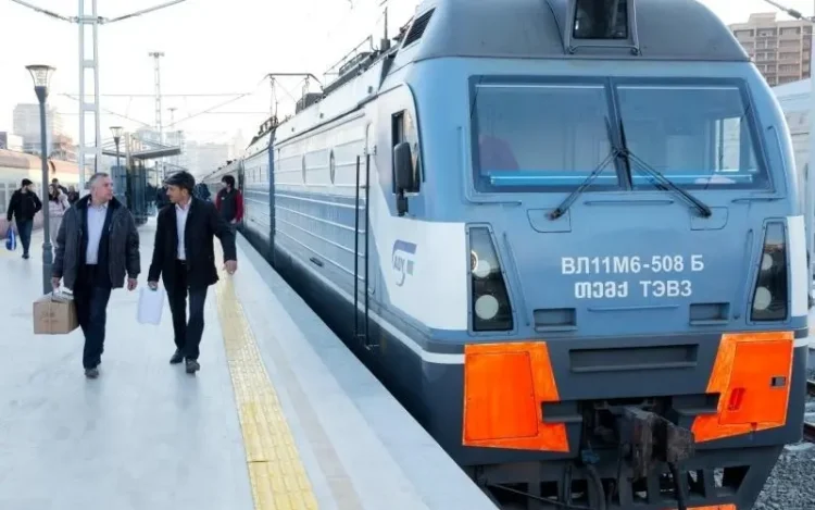 Azərbaycanla Rusiya arasında qatar reysi bərpa edilir?