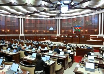 Bu sürücülər üçün yeni rüsumlar QƏBUL OLUNDU