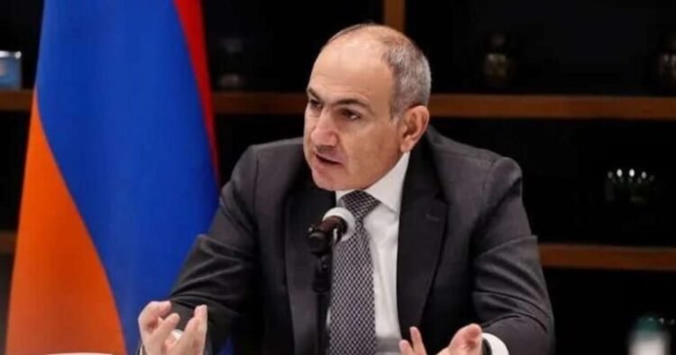 Simonyan mandatdan imtina etdi – Nikoldan gözlənilməz cavab