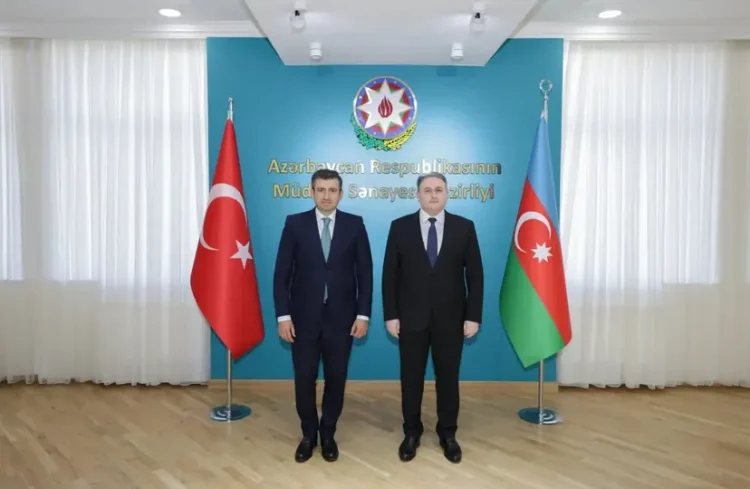 Hərbi-texniki əməkdaşlığı müzakirə etdilər – FOTO