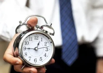 Azərbaycanda iş vaxtını işçilər özləri seçəcək – YENİ QAYDALAR