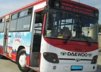 Avtobus piyadanı vurub öldürdü