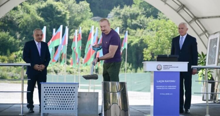 Prezident İlham Əliyev Laçında “Həkəriçay” su anbarının təməlini qoyub