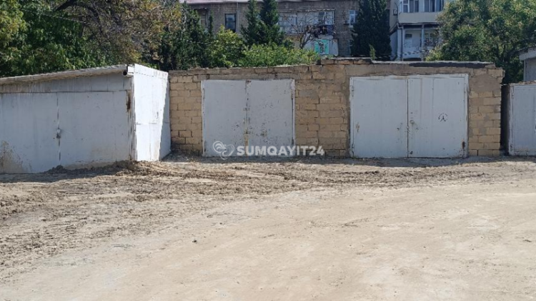 Sumqayıt sakini qurumlara: “Yolu dağıtdınıza görə, SAĞ OLUN” – FOTO