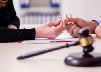 Qadın aliment ödəməyə BORCLUDUR?