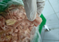 Bu müəssisə tüklü toyuqlardan KOLBASA hazırlayırmış