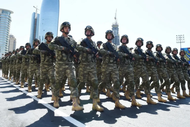 Hərbi xidmətlə bağlı yeni dəyişiklik ANONSU: Yaş həddi azalacaq?