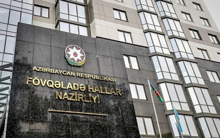 Azərbaycanda məktəbdə YANĞIN