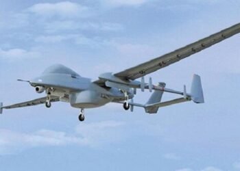 Ukrayna dronlarının hücumundan sonra Omsk Neft Emalı Zavodu fəaliyyətini dayandırıb