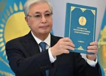 Yeni Konstitusiya qüvvəyə mindi – Parlament buraxıldı