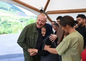 Prezidentin yaşlı qadına səmimi vədi – “100 olanda gəlib qeyd edəcəyik”