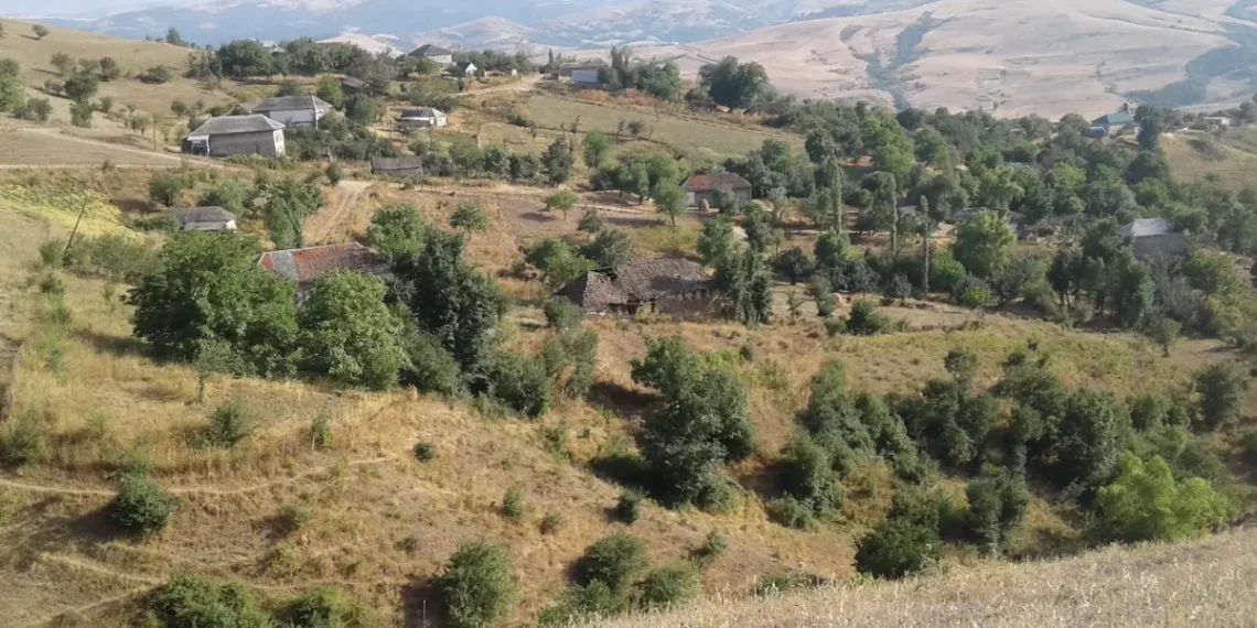 Azərbaycanda bu kəndə giriş-çıxış bağlandı