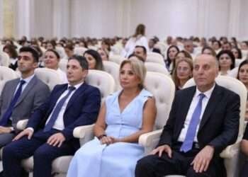 Sumqayıt şəhəri üzrə təhsil işçilərinin sentyabr konfransı keçirilib-FOTOLAR