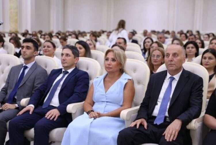 Sumqayıt şəhəri üzrə təhsil işçilərinin sentyabr konfransı keçirilib-FOTOLAR