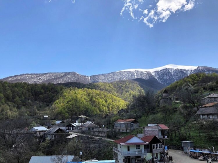Qərbi Azərbaycanın meşələr qoynundakı kəndi – Qoş