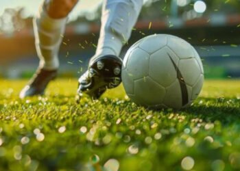 Bakıda futbol oynayan gənc qəfil VƏFAT ETDİ