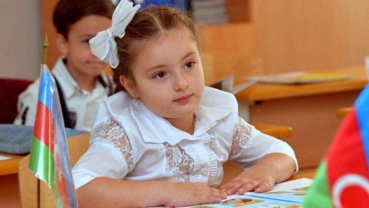 VALİDEYNLƏRİN NƏZƏRİNƏ: Məktəblərin açılış TARİXİ BƏLLİ OLDU!