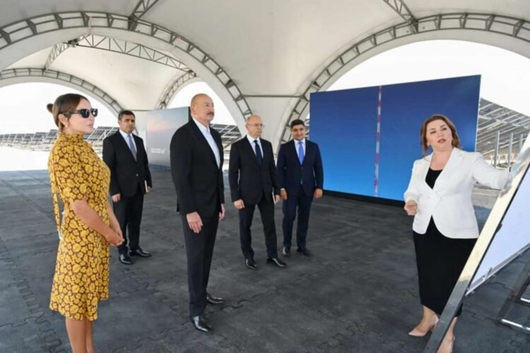 Dövlət başçısı “Şəms 1” və “Qərbi Üfüq” stansiyalarında görülən işlərlə tanış olub — FOTO