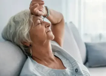 60 yaşdan sonra bu ƏLAMƏTLƏRƏ DİQQƏT EDİN!