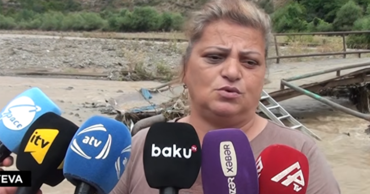“Az qaldı uşağımı SEL APARA” – DƏHŞƏTLİ ANLAR!