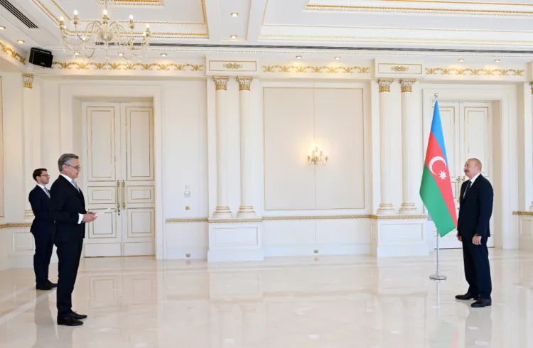 SON DƏQİQƏ: Prezident yeni səfirin ETİMADNAMƏSİNİ QƏBUL ETDİ – FOTO