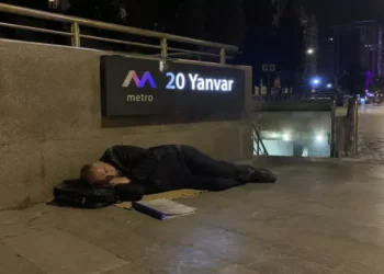 Bakıda küçədə yatan müəllim ayılanda hər şeyini itirmişdi…
