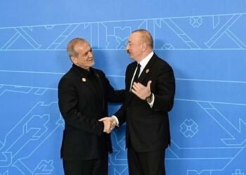 İlham Əliyev Pezeşkiana zəng etdi