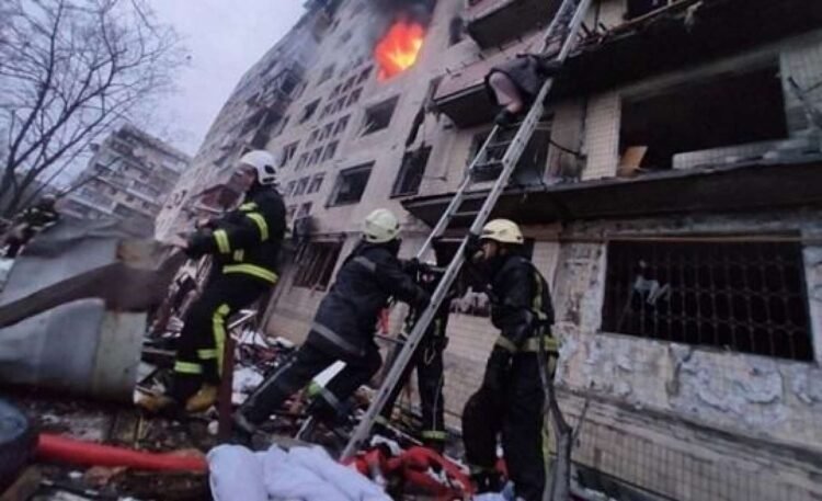 Azərbaycanlı polis rəisinin iş otağı dronla vuruldu