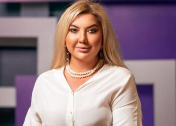 “Evimdən 15 min dollarlıq qızıl oğurlandı”
