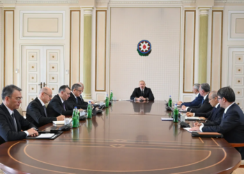 Prezident müşavirə keçirdi – FOTOLAR