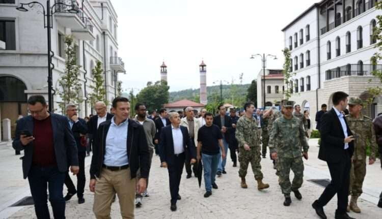 Hikmət Hacıyev həmin səfərlə bağlı VİDEOÇARX paylaşdı