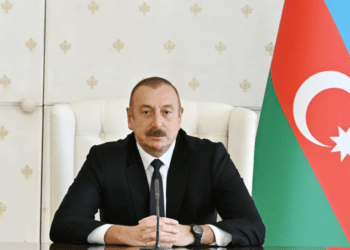 Prezident Pir Ömər Sultan ziyarətgahında aparılan konservasiya işləri ilə tanış oldu