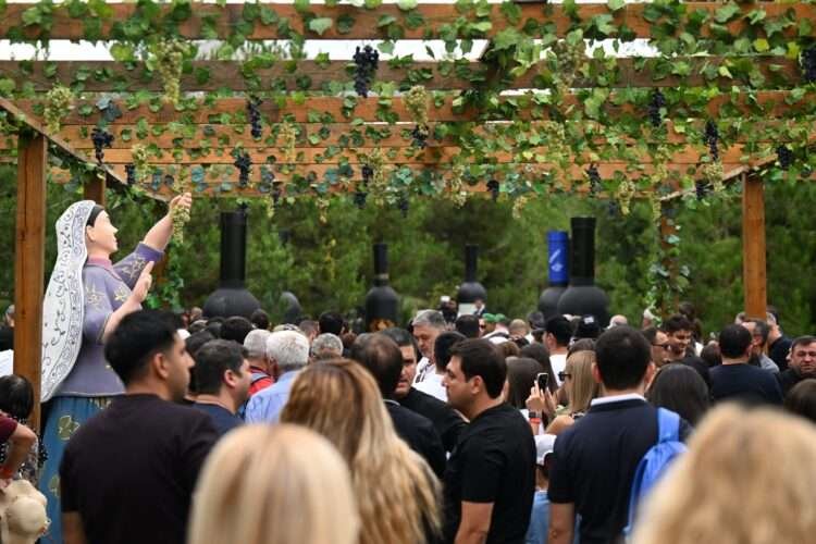 Şamaxıda Üzüm və Şərab Festivalının açılış mərasimi keçirilib – FOTOLAR