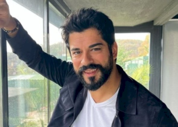 Məşhur aktyor ailəsi ilə görüntüləndi – FOTO