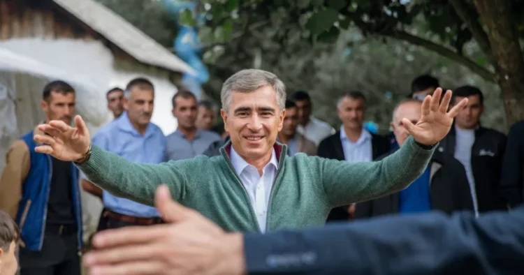 Prezidentin köməkçisi Pəncəli Teymurovun ailəsinin toy məclisində – VİDEO
