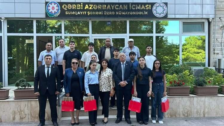 Qərbi Azərbaycan kökənli 600-dən yüksək bal toplayan gənclərlə görüş keçirilib-FOTOLAR