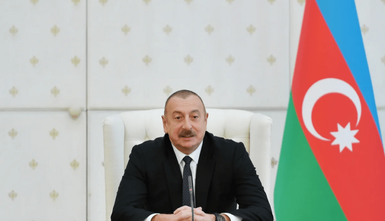İlham Əliyev Şamaxıda “Nəsimi Bağları” kompleksi ilə tanış oldu