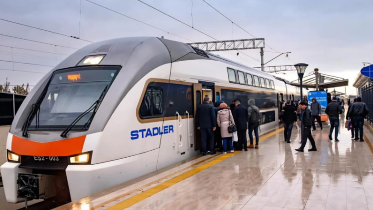 Sürət qatarında nasazlıq – sumqayıtlılar yollarda qaldı