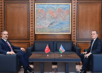 Ceyhun Bayramov Hakan Fidanı qarşıladı, təkbətək görüş oldu