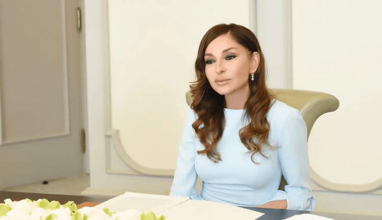 Mehriban Əliyevanın sosial şəbəkə hesablarında Dövlət Suverenliyi Günü ilə bağlı PAYLAŞIM – FOTO