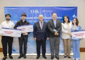 AZAL və Milli Konservatoriya Milli Musiqi Gününə həsr olunan müsabiqə keçirdi