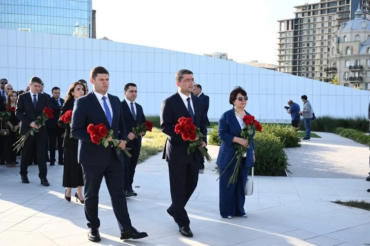 Media və Yayım Şurası Anım Günündə Şəhidləri Yad Etdi